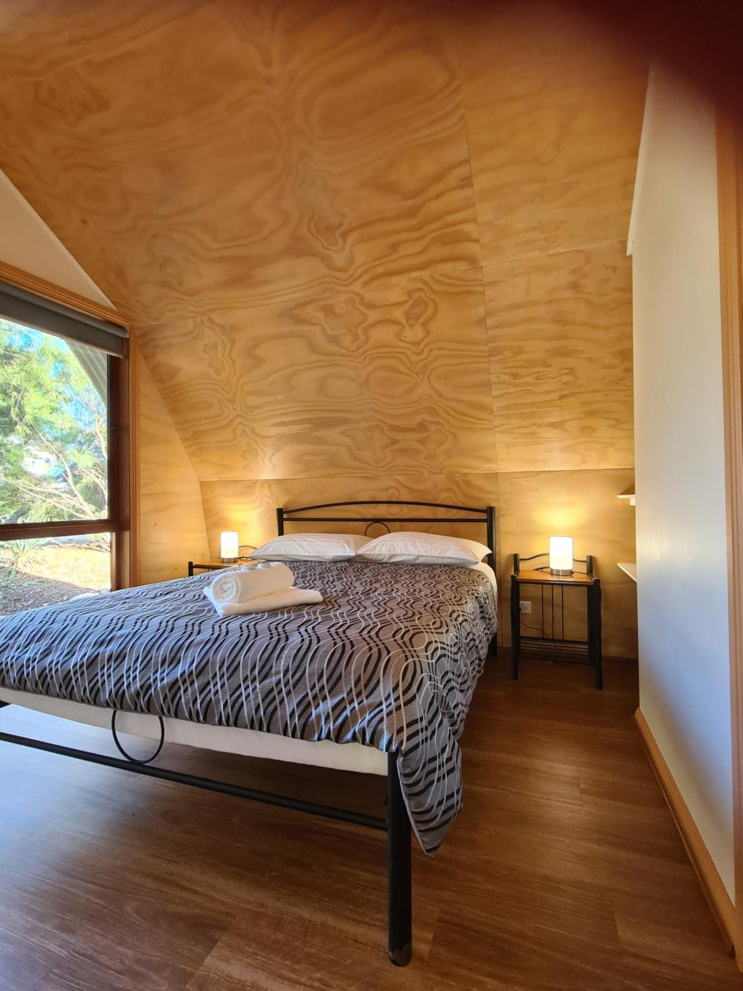 Mallacoota'S Shady Gully Caravan Park Экстерьер фото