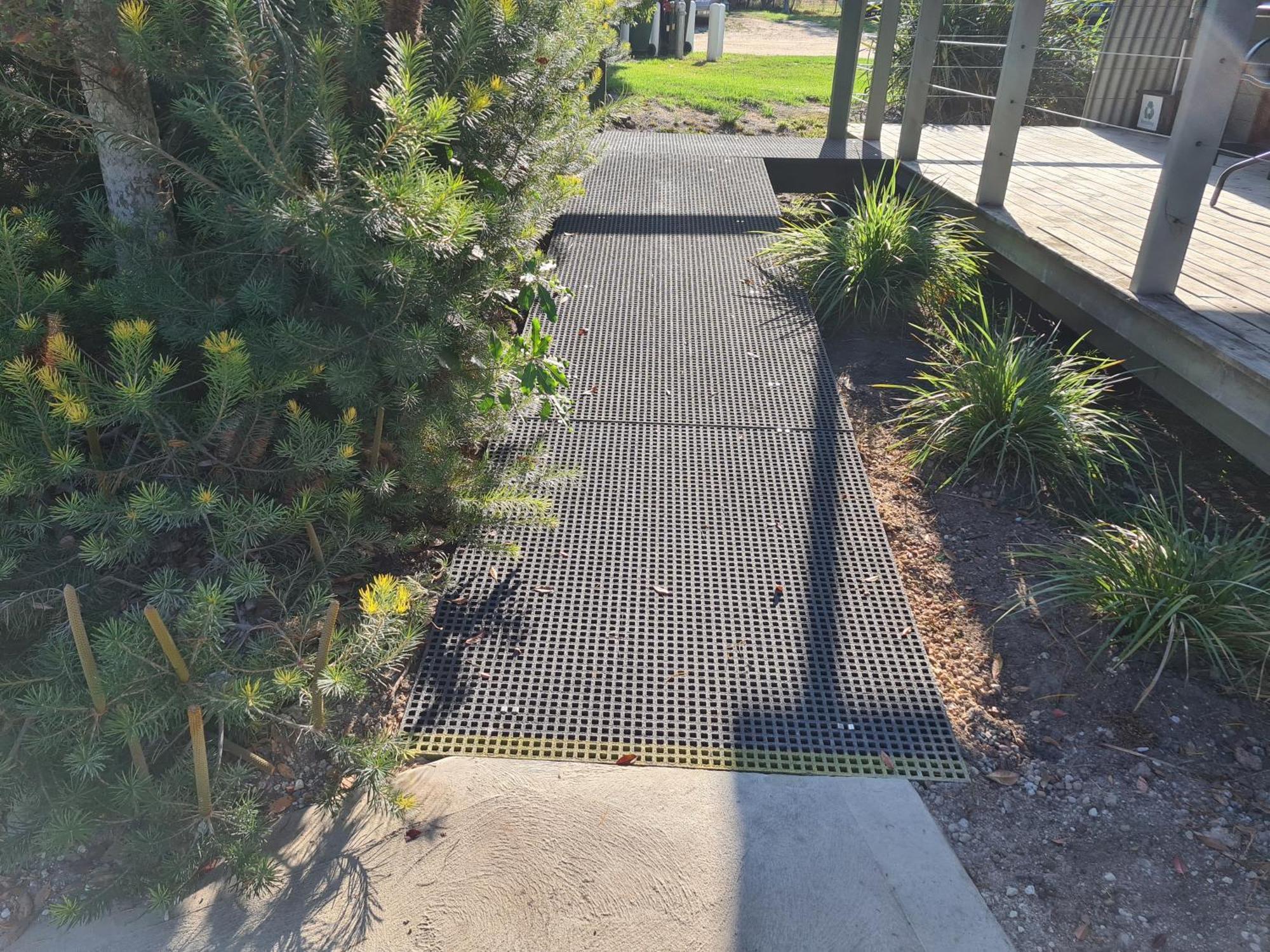 Mallacoota'S Shady Gully Caravan Park Экстерьер фото